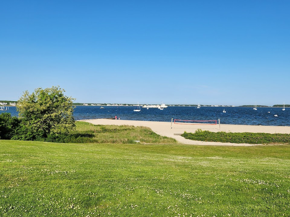 Veterans Park Beach