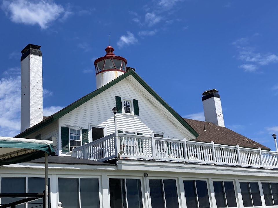 West Dennis Light