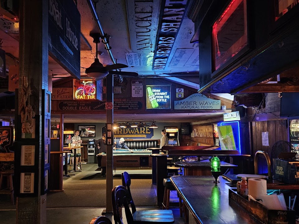 Grumpy’s Pub