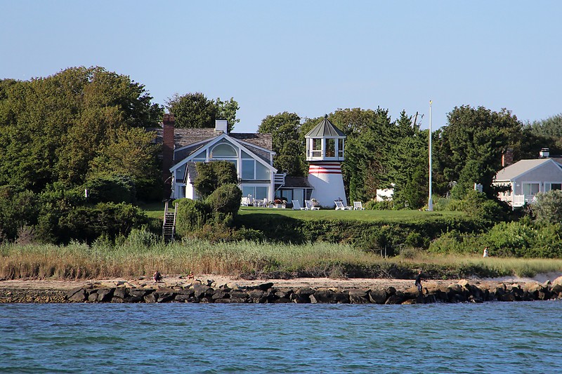 Hyannis Harbor Light Beach